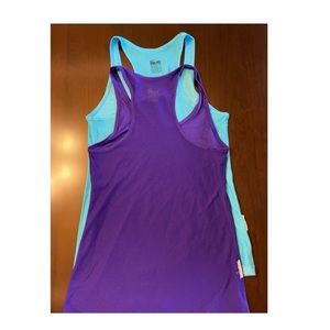 2 Nike Dri-Fit shirts XS - gently used